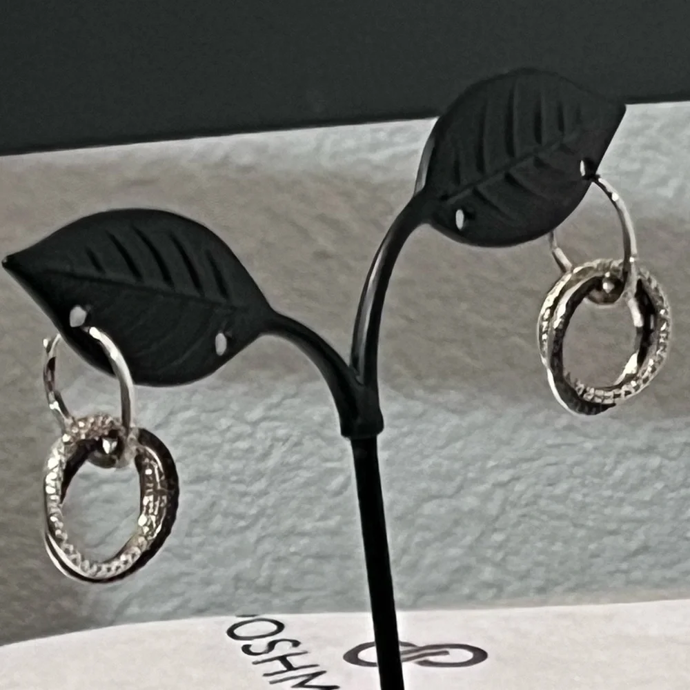 MIADORA LOVED AUTHENTIC STERLING SILVER NATURAL WHITE DIAMOND DANGLING EARRINGS